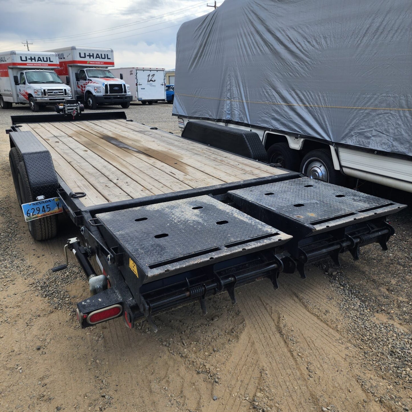 Flat Bed Trailer with Winch